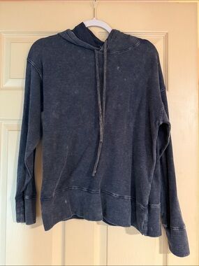Natural Reflections Women's Navy Washed Crewneck Hooded Sweater